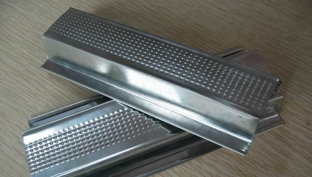 Profil-Rolle der hohen Präzisions-4KW Omega, die Maschine für helle Stahldach-Decken-Diele bildet