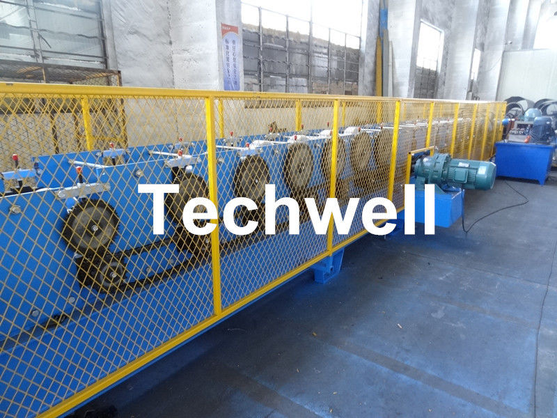 Galvanisierte Stahlblech-Quadrat-Regenwasser-Fallrohr-Rolle ehemalig für 80mm, 100mm oder 120mm Spulen-Breite