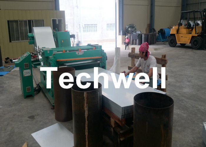 Q235/Q350 0,2 - 2.0mm Kohlenstoffstahl, Farbeinfache aufschlitzende Schneidemaschine-Stahllinie