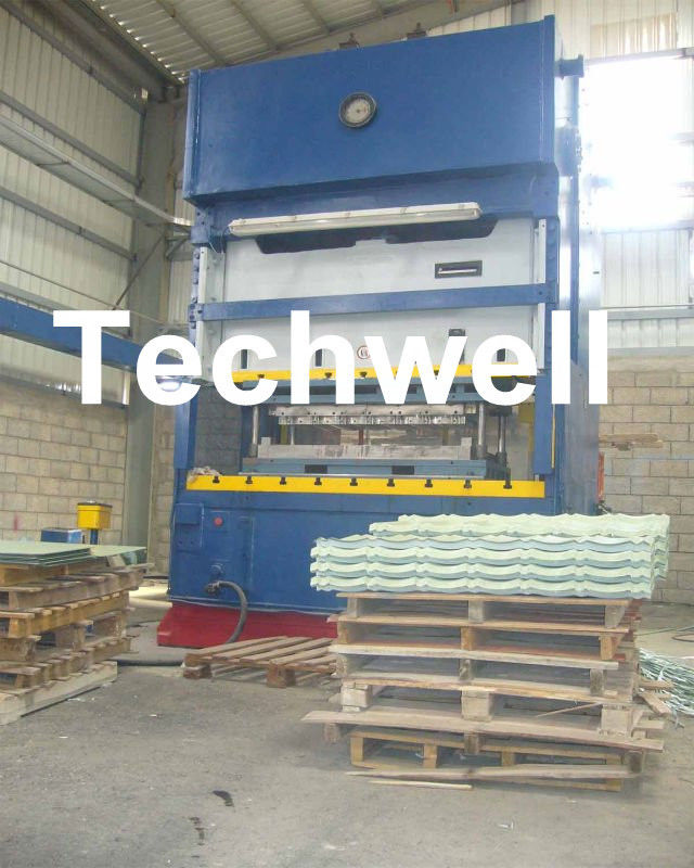 Färben Sie Metallüberzogene Dachplatte-Steinmaschine dauerhaft für hochwertige Gebäude Demostic