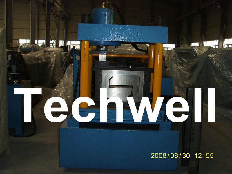 Z-Kanal Purlin-Rolle, die Maschine mit Touch Screen PLC-Frequenz-Kontrollsystem bildet