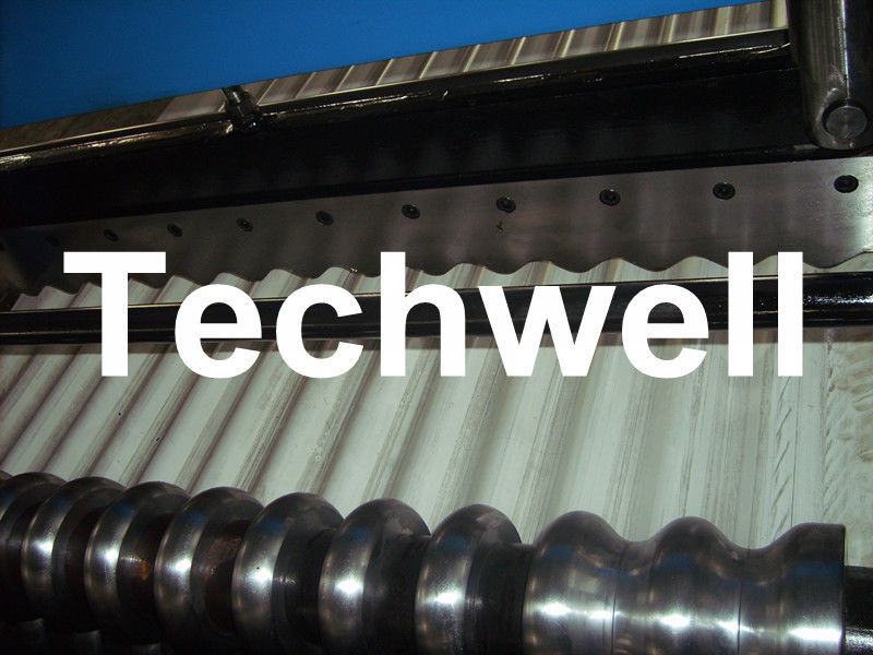 Gewohnheit 0,3 - 0.8mm Stärke-automatische Metallwellblech-Rolle, die Maschine bildet