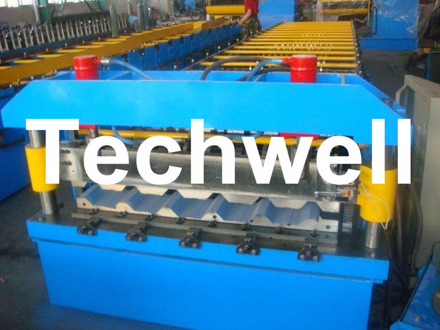 Metalltrapezoide Dach-Platten-Rolle, die Maschine für die Herstellung der trapezoiden Dach-Platte bildet